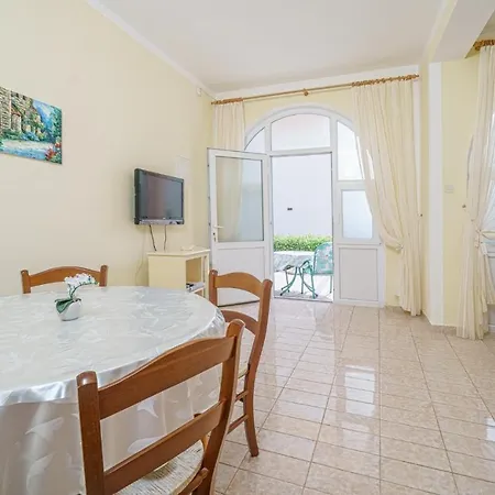 Antovesa Guest house 4*